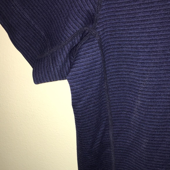 Mens Nike Dri-Fit Shirt - Picture 4 of 7